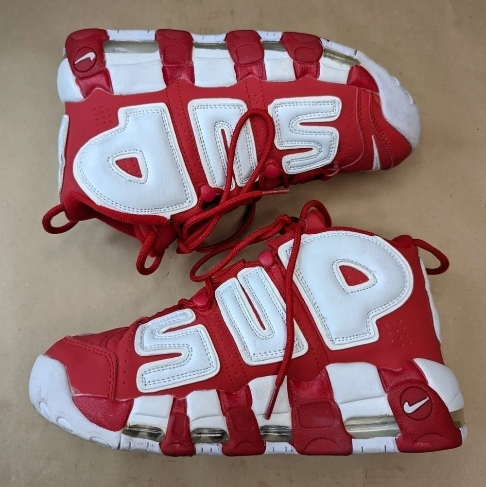 Nike Air Uptempo Supreme Red Suptemp men's Size 7 athletic shoes . Great condit